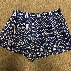 blue & white aztec printed shorts